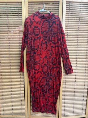 SHEIN Red and Black Snake-Print Long Sleeve Dress